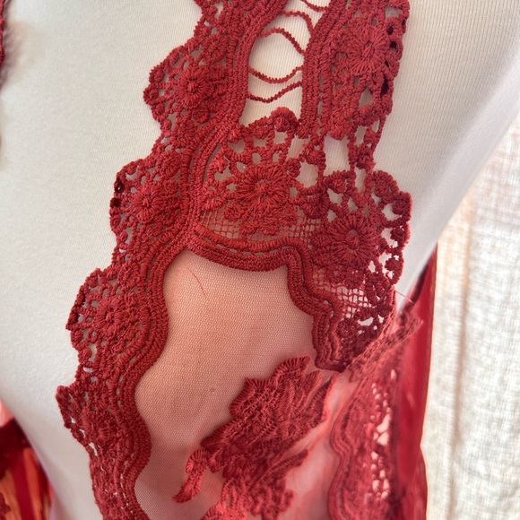 K68. Self Esteem Rust Lace Women Kimono
Size L - Picture 2 of 5
